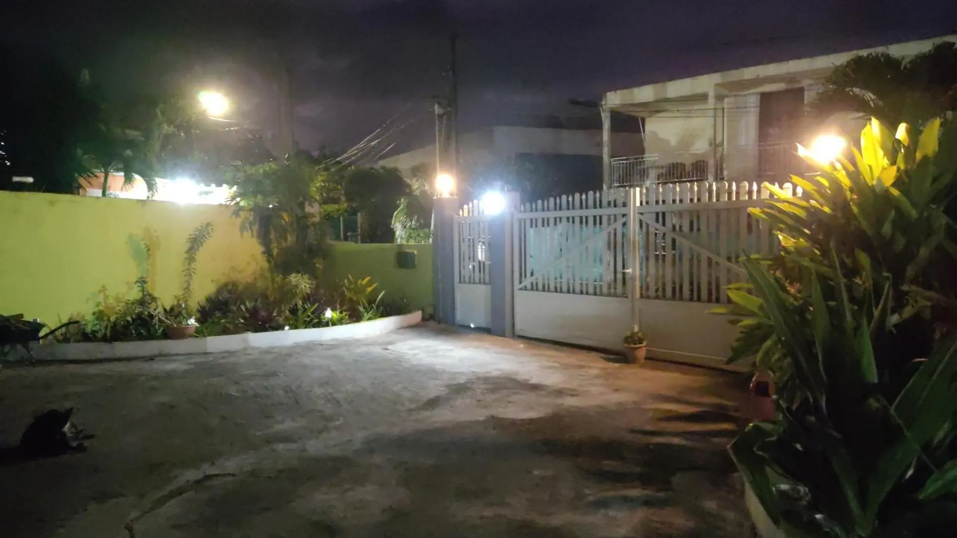 Holiday home Location Saisonniere Sainte-Anne Villa